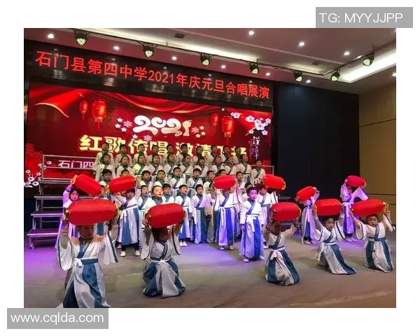 小孩足球明星展现舞蹈才华的视频让人惊叹不已,尽显运动与艺术的完美结合